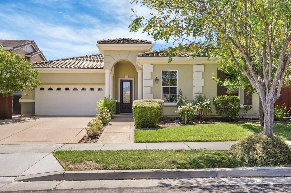 2780 Briscoe Court, a Woodland, California home sold by Jimi Faria